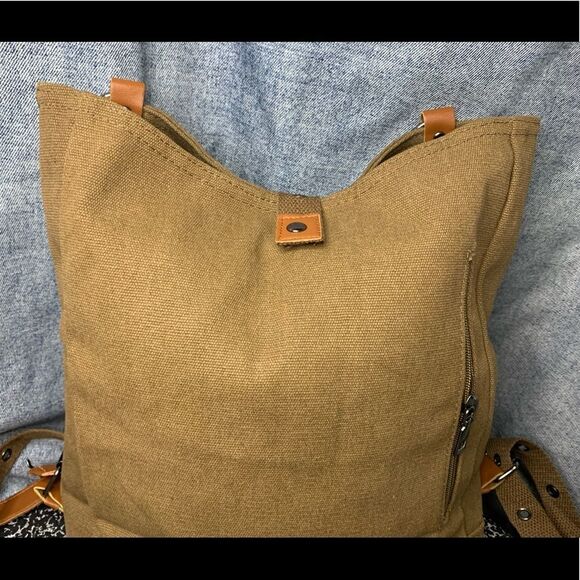 Cute Messenger Bag/Backpack - Picture 2 of 8